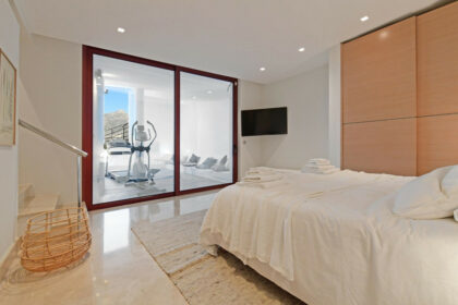 c7ab8ff5789cc8e41e5de2e7a310c642 - 5