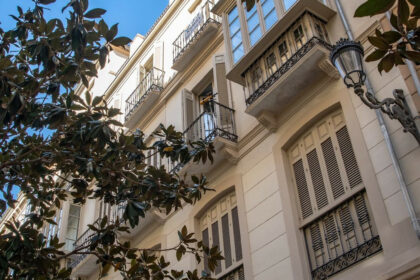 c7b4a1dfc0eb7b8b74b59b87afbebd5a - 1