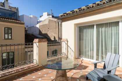 c7b4a1dfc0eb7b8b74b59b87afbebd5a - 18