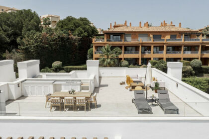 c8bb97395c3bcba0c0e71764209142c4 - 25