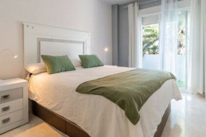 c93f61b4d73da71aa2bc9ee526ee4e8f - 9