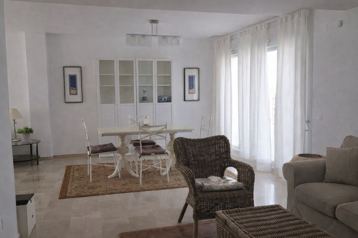 c998512c6706abc2086e8fd5f6680a5b - 12