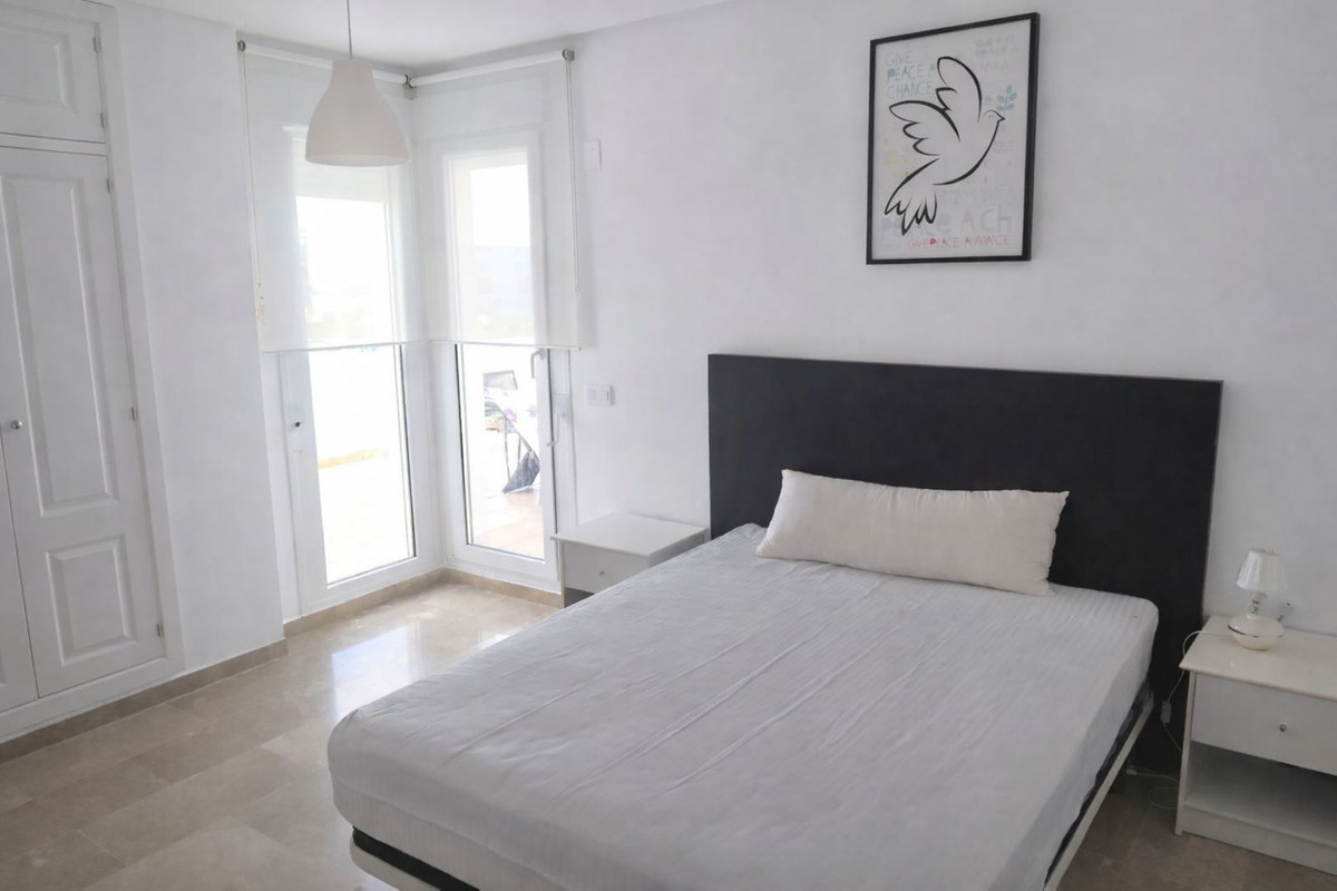 c998512c6706abc2086e8fd5f6680a5b - 13