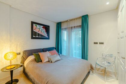 ca11ca46907b1d7721d90244fa4e6a80 - 12