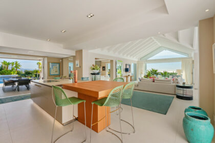 cb4928ff84d74fc344276f4dc5983b15 - 11