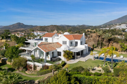 cb4928ff84d74fc344276f4dc5983b15 - 2