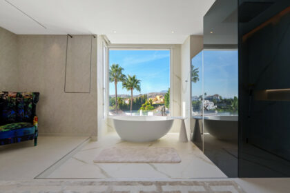 cb4928ff84d74fc344276f4dc5983b15 - 25