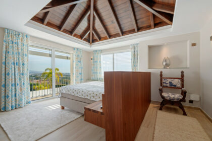 cb4928ff84d74fc344276f4dc5983b15 - 30