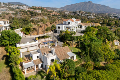 cb4928ff84d74fc344276f4dc5983b15 - 56