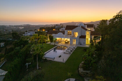 cb4928ff84d74fc344276f4dc5983b15 - 60