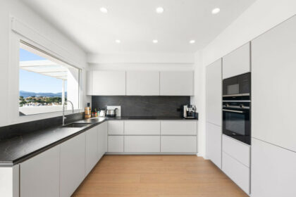 cb4af87dfbeab5b16fc59d45eb26bffd - 12