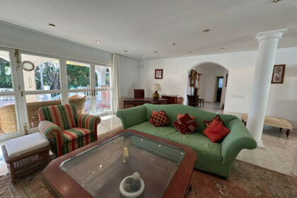 cbe635c0ee89adeb8a2a565fa5c15a36 - 13