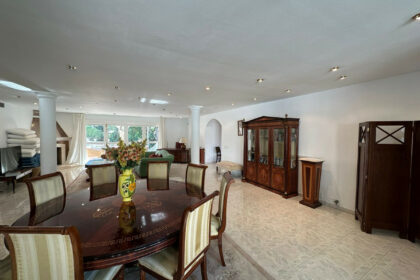 cbe635c0ee89adeb8a2a565fa5c15a36 - 17