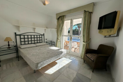 cbe635c0ee89adeb8a2a565fa5c15a36 - 22