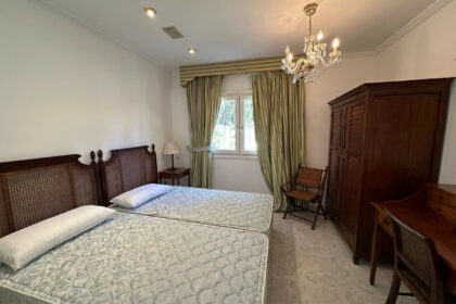 cbe635c0ee89adeb8a2a565fa5c15a36 - 27