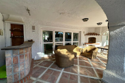 cbe635c0ee89adeb8a2a565fa5c15a36 - 33