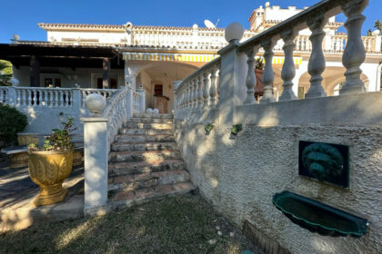 cbe635c0ee89adeb8a2a565fa5c15a36 - 50