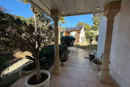 cbe635c0ee89adeb8a2a565fa5c15a36 - 55