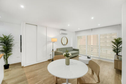 cc0133344f5aa267a4604c4aaa574ce5 - 1