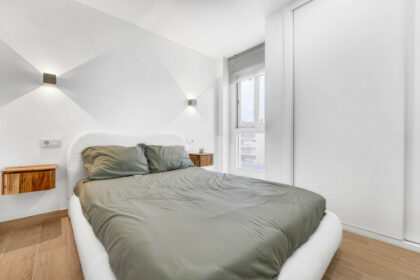 cc0133344f5aa267a4604c4aaa574ce5 - 17