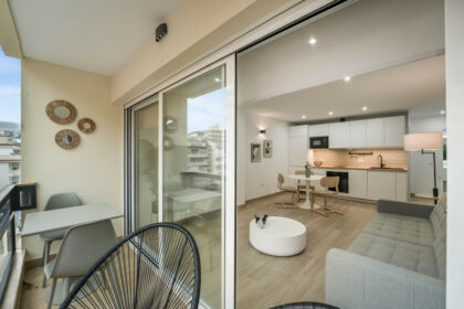 cc0133344f5aa267a4604c4aaa574ce5 - 27