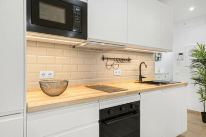 cc0133344f5aa267a4604c4aaa574ce5 - 28