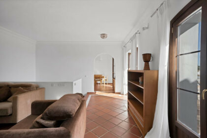 cc10206f791d62621a07bf7cfa75ea24 - 22