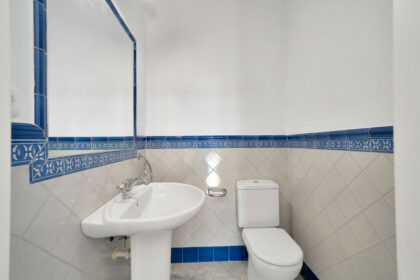 cc10206f791d62621a07bf7cfa75ea24 - 32