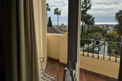 ce40471ba918104a5758f478b9367d3f - 12