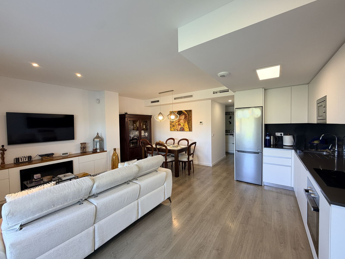 ce972875e77ae2eb54a0bd6cb99165e7 - 15