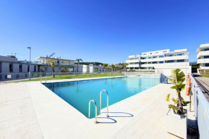 ce972875e77ae2eb54a0bd6cb99165e7 - 2