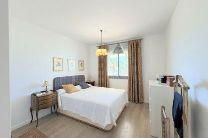 ce972875e77ae2eb54a0bd6cb99165e7 - 28