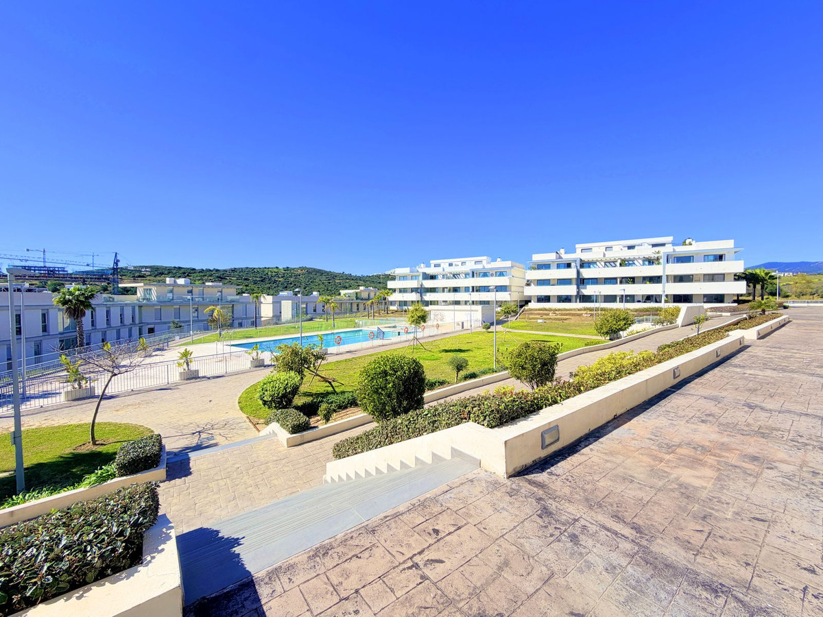 ce972875e77ae2eb54a0bd6cb99165e7 - 33