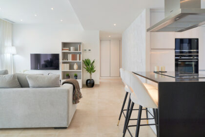 cea70ca02426d7712c5df18c05525f98 - 4