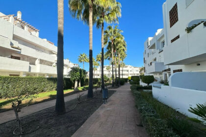 cf08bad4f46fc3851901beb88762cd16 - 10