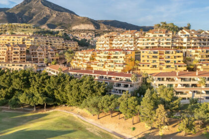 cf2a8aa53038abd85e0b59d1a5b91fa9 - 18