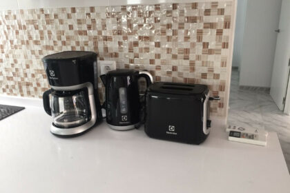 cf6cc7bc09e7b2317a813418366ec4ea - 10