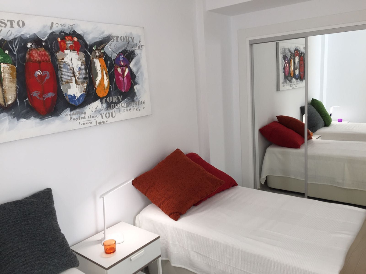 cf6cc7bc09e7b2317a813418366ec4ea - 21