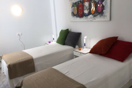 cf6cc7bc09e7b2317a813418366ec4ea - 23