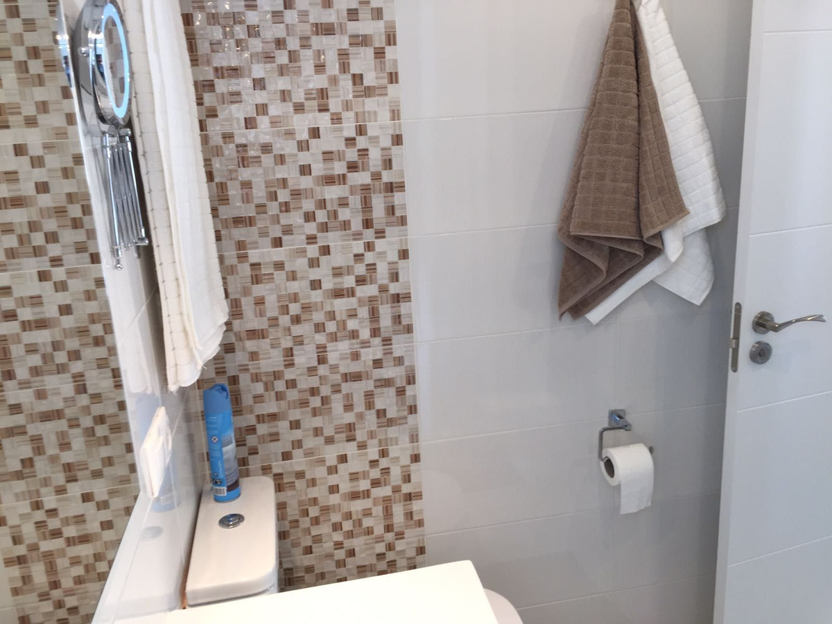 cf6cc7bc09e7b2317a813418366ec4ea - 28