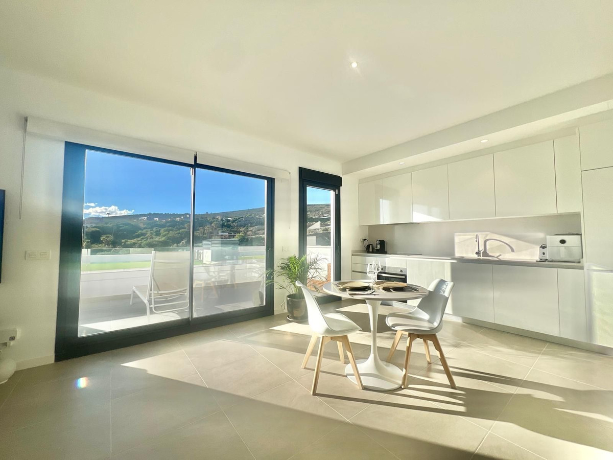 d0d21b8ac0d87a72c08062087a79c455 - 11