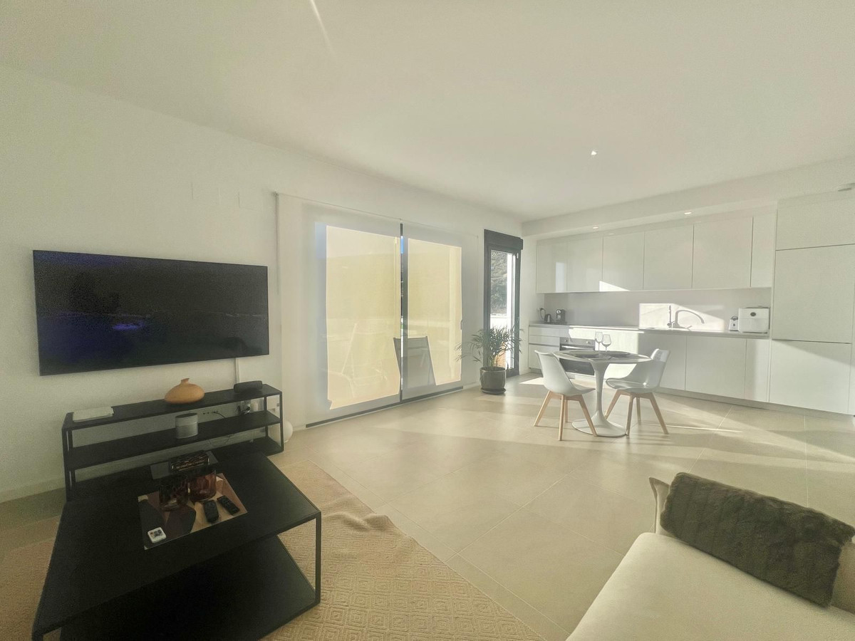 d0d21b8ac0d87a72c08062087a79c455 - 15