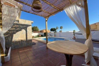 d1238aa14f260b73a9bb10457f535862 - 11