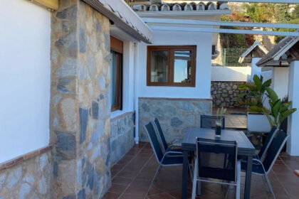 d1238aa14f260b73a9bb10457f535862 - 17