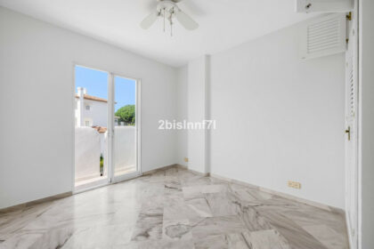 d1e3eb20cb5f22ab6ca2128955791458 - 17