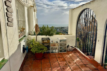 d1e5853feff0931475ad450a17e9d7fe - 8