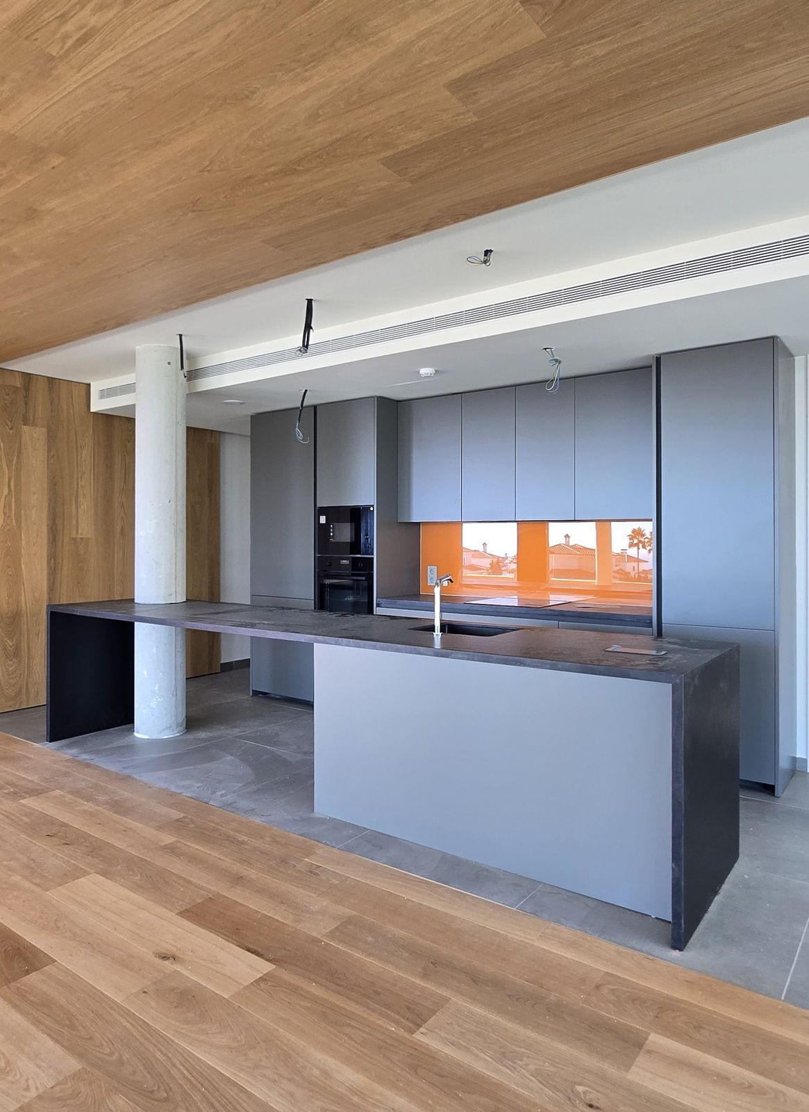 d1ed40f01cb8f19a9fec8daefe9e81b5 - 11