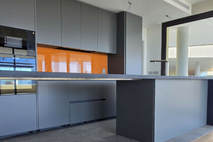 d1ed40f01cb8f19a9fec8daefe9e81b5 - 9