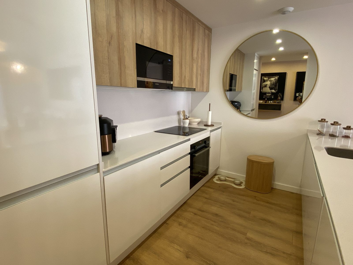 d2209e564b989806a61dab31968cfb69 - 18