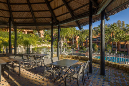 d2a62a2acfa333be9118e7849f210bce - 18